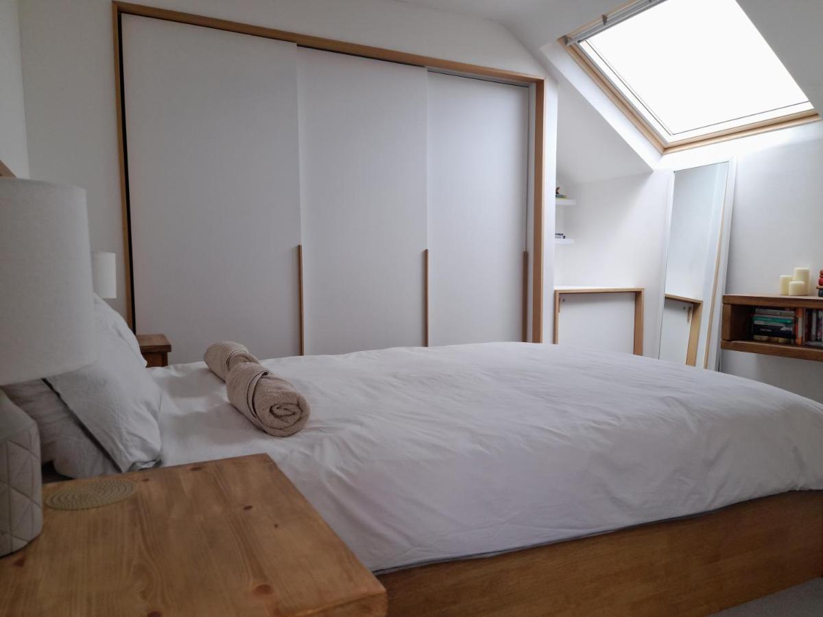 Converted Barn In Bath Eksteriør bilde
